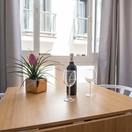 Centrico 2 Dorm Apartment Malaga