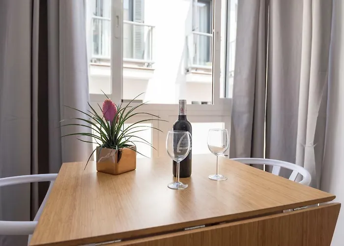Centrico 2 Dorm Apartment Malaga